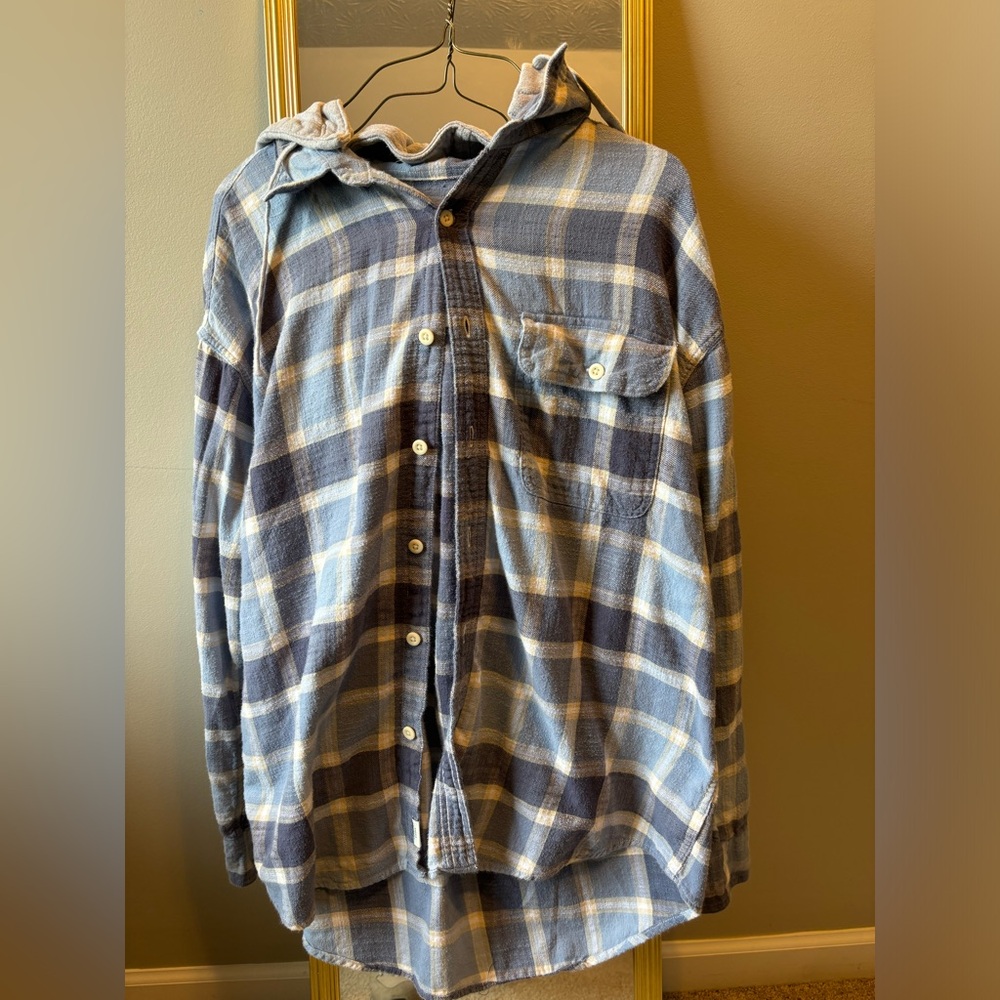 American Eagle Flannel with attachable hood